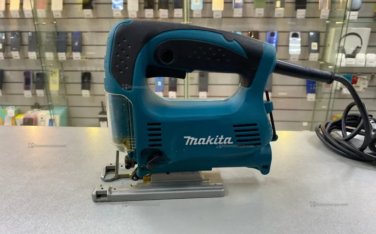 Электролобзик makita 4329