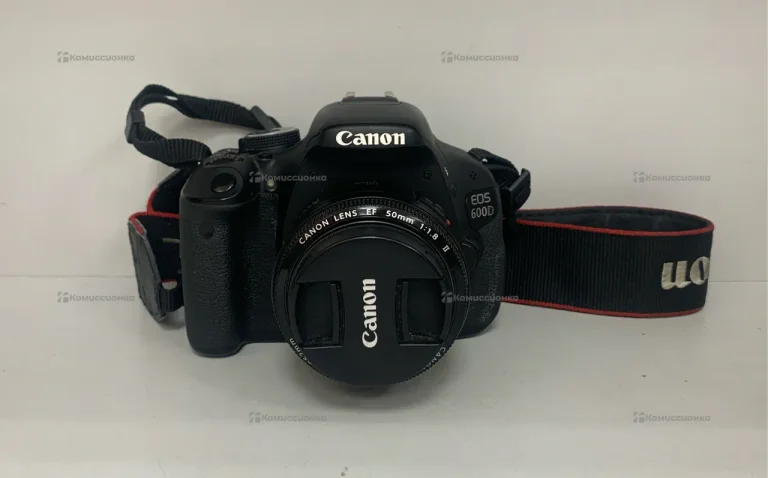 Фотоаппарат Canon DS126311
