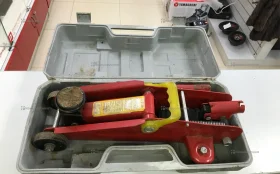 Купить Домкрат прокатное гидравлический 2т б/у , в Тольятти Цена:1590рублей