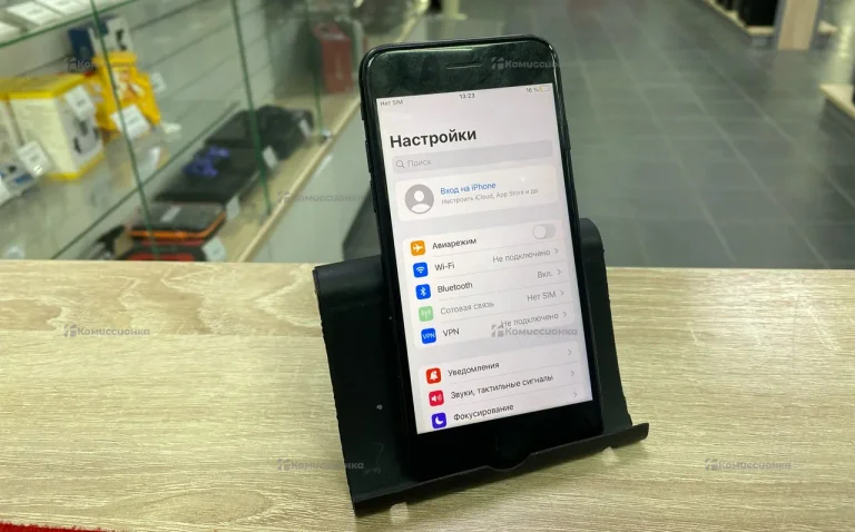 Apple iPhone 7 2/32 ГБ