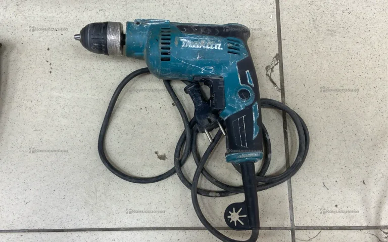 Дрель makita DP2010