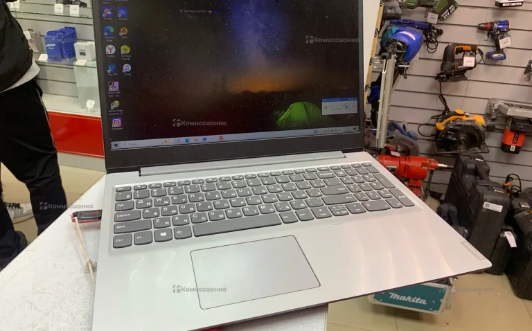 Ноутбук  Lenovo IdeaPad s145