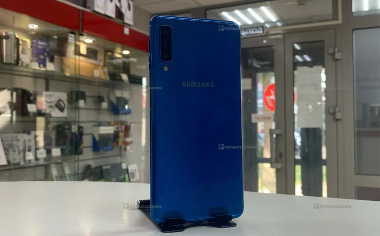 Samsung Galaxy A7 4/64 ГБ