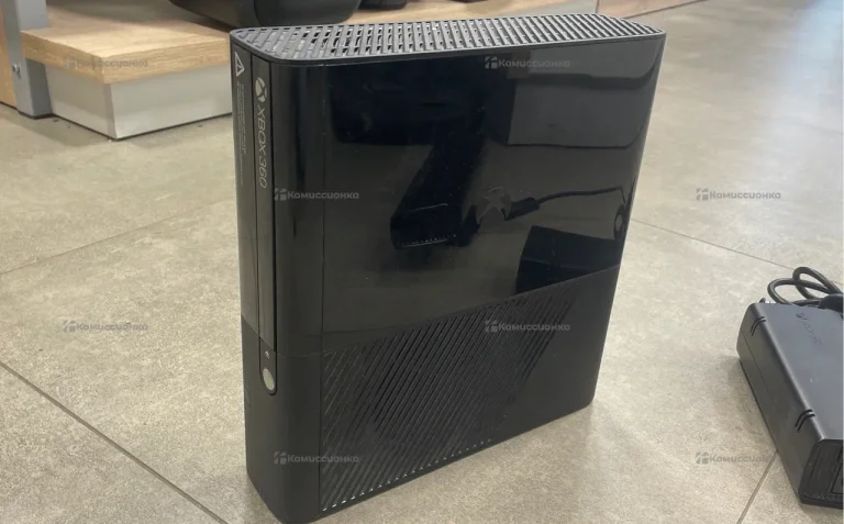 Xbox 360E 256 ГБ