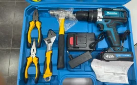 Шуруповёрт Makita rep. Битами