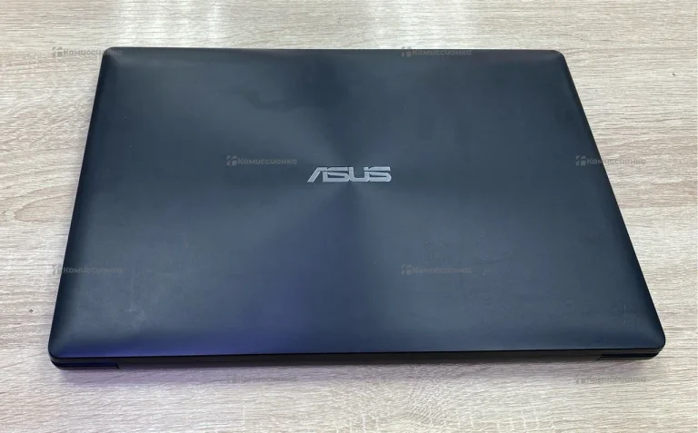 Ноутбук  ASUS x553m