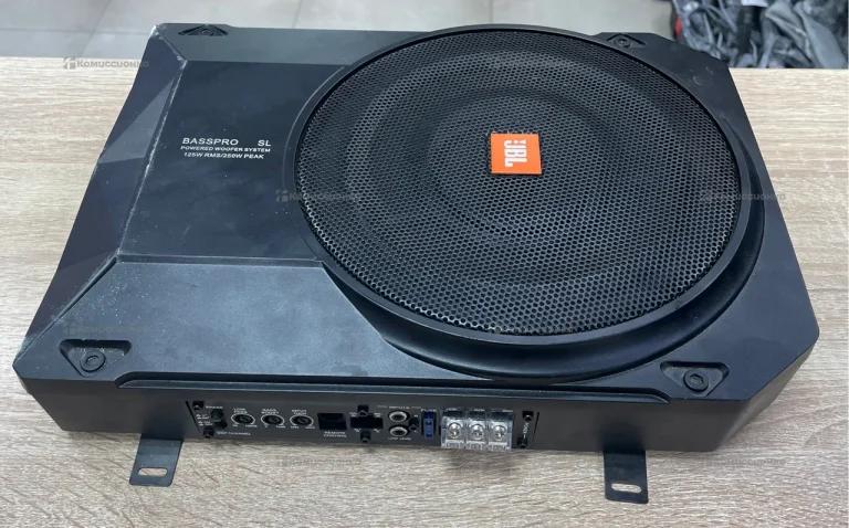 Сабвуфер  JBL SL 10