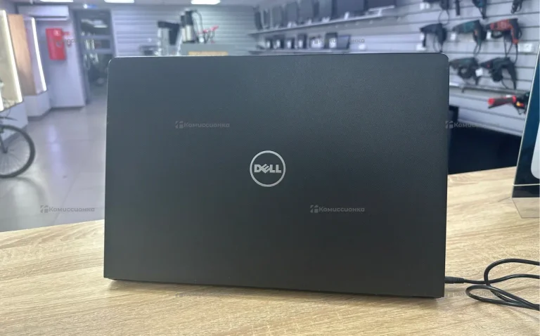 Ноутбук   Dell Vostro 15 3000 Series