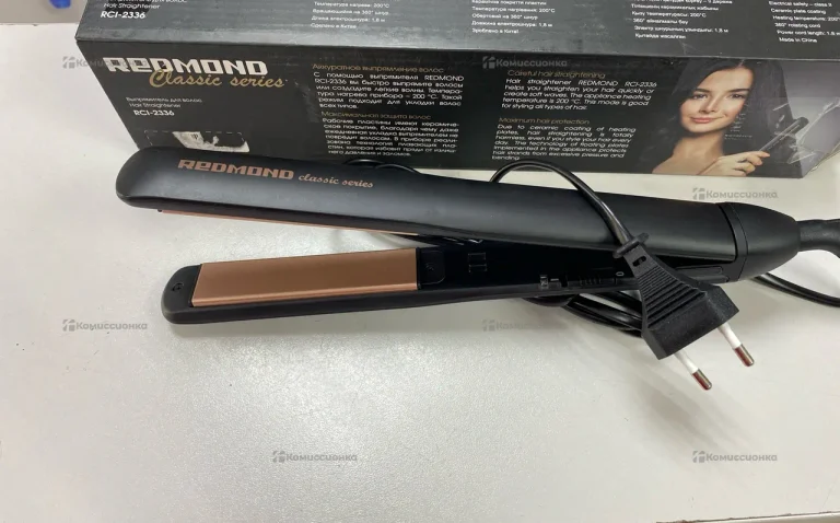 Выпрямитель для волос Redmond RCI-2336