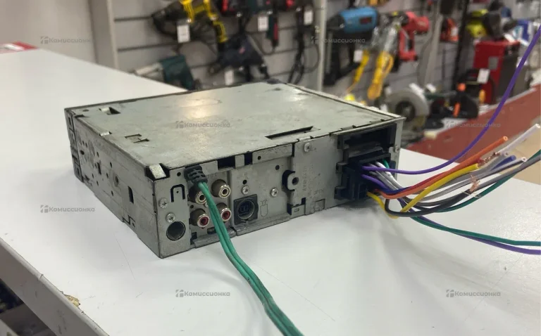 Автомагнитола  JVC kd g617