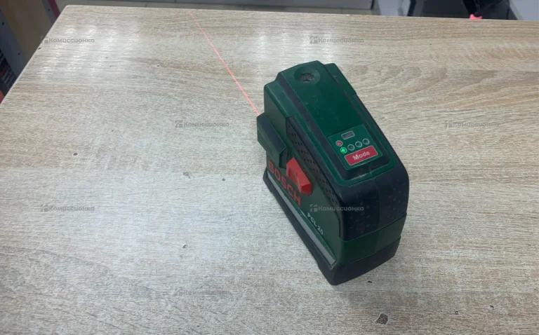 Лазерный уровень Bosch plc 20