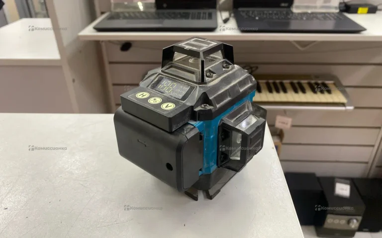 Лазерный уровень Makita(rep)