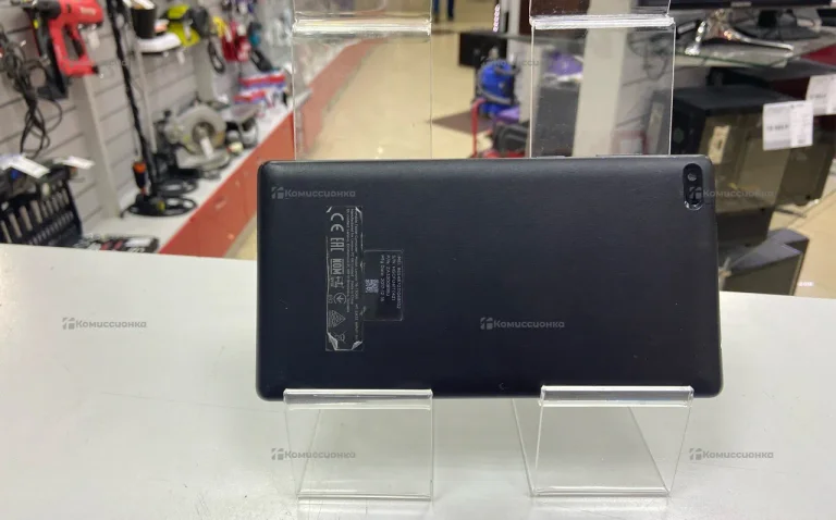 Планшет Lenovo Tab 4 TB-7304F 16Gb