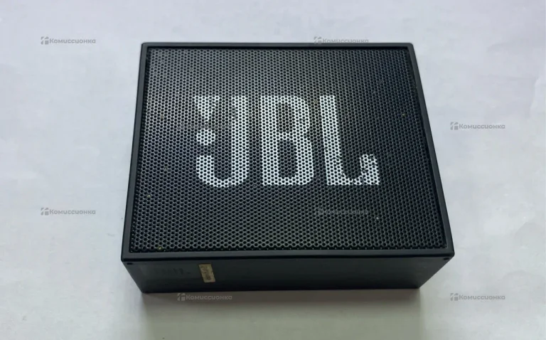Колонка JBL GO