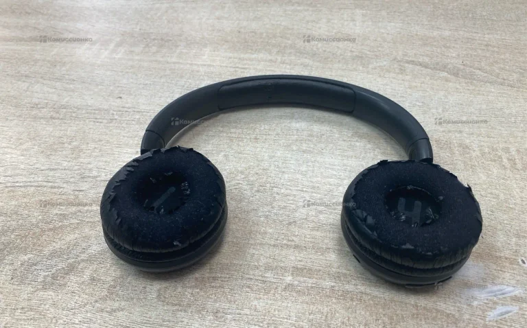 Наушники  JBL