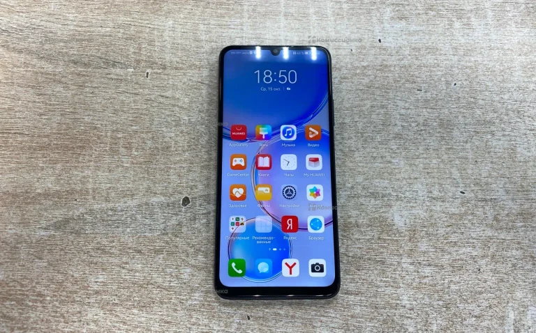 Huawei Nova Y70 4/128 ГБ