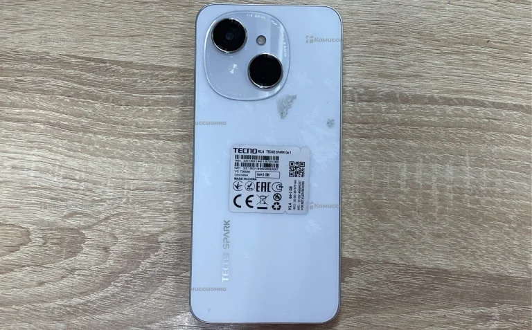 Tecno Spark Go 3/64 ГБ