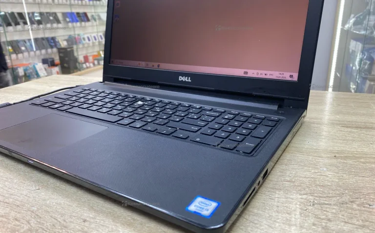 Ноутбук DELL