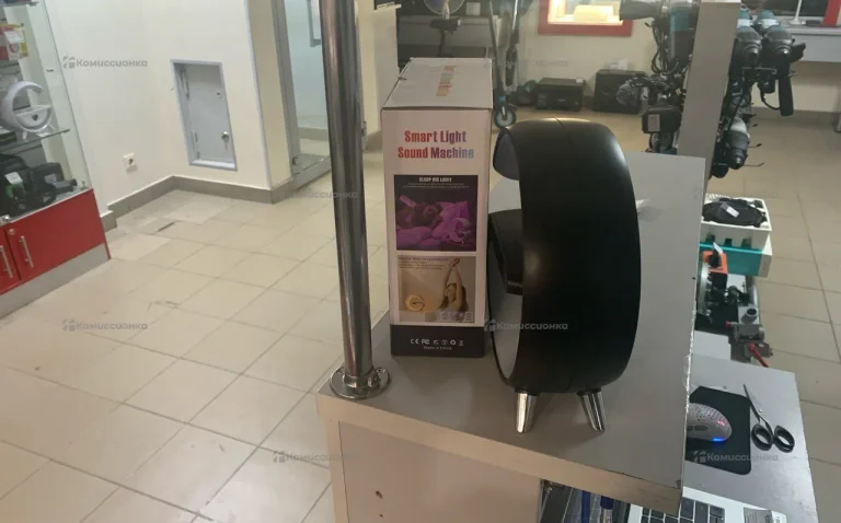 Anti-gravity humidifier y16