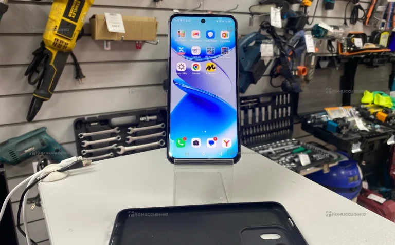Infinix Smart 9 3/128 ГБ