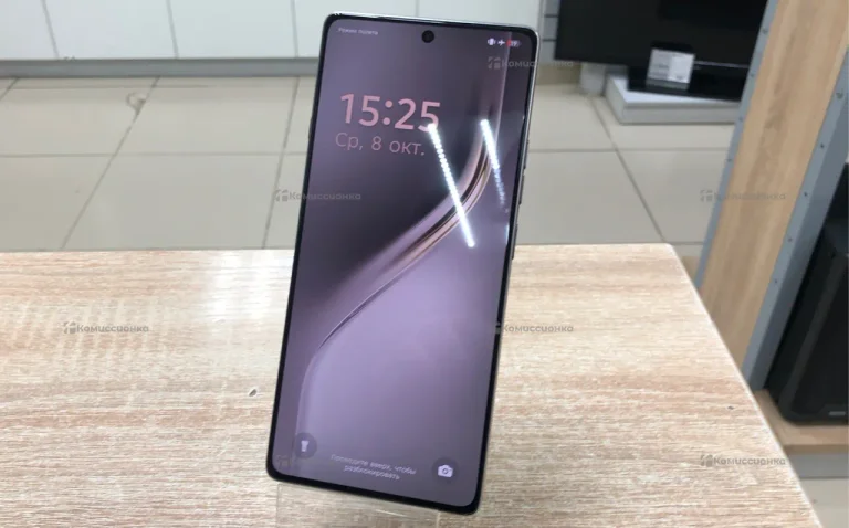 Tecno Camon 40 12/256 ГБ