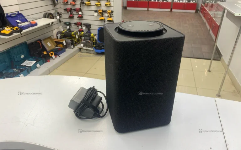 Яндекс станция Макс