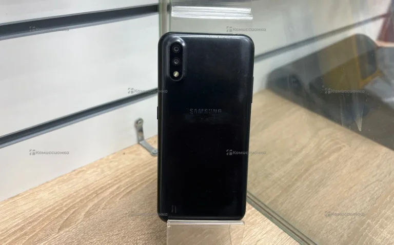 Samsung Galaxy A01 2/16 ГБ