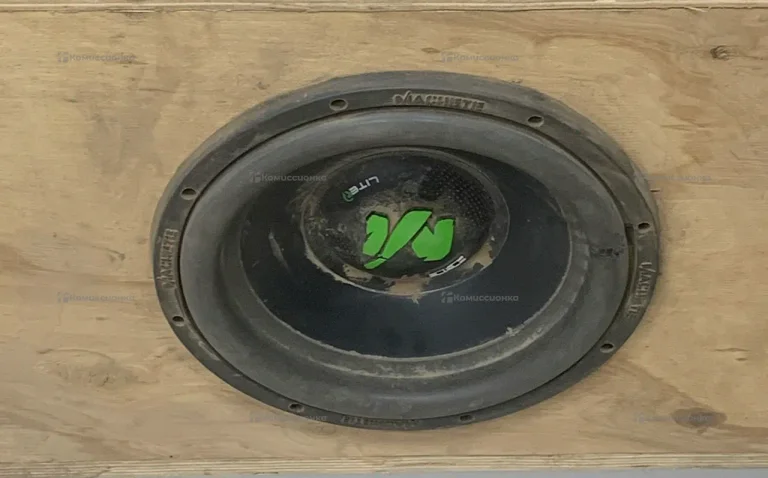 Сабвуфер  Machete 12