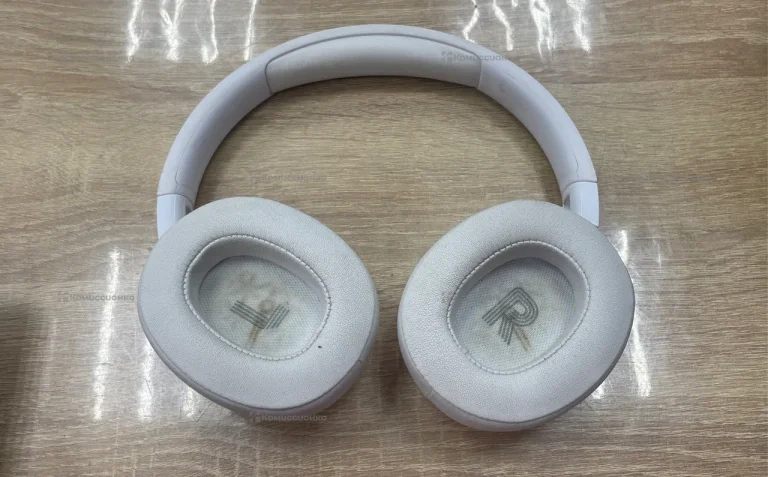 Наушники  JBL tune 770nc