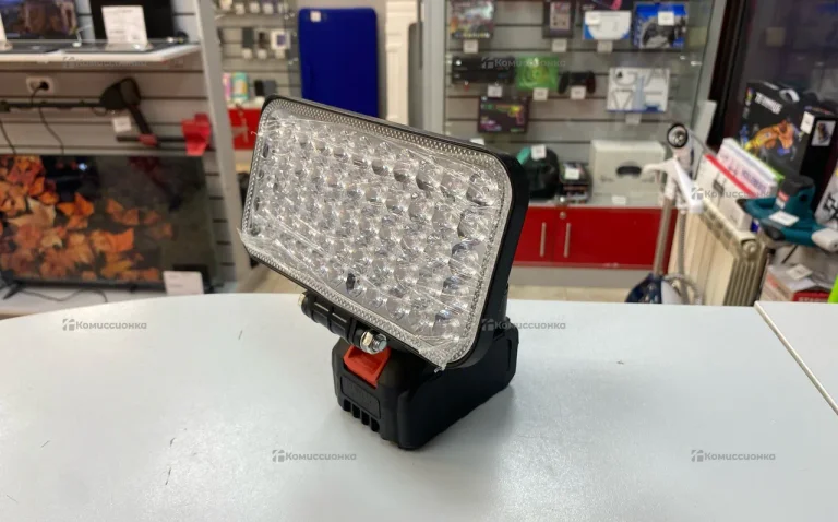 Прожектор строительный АКБ