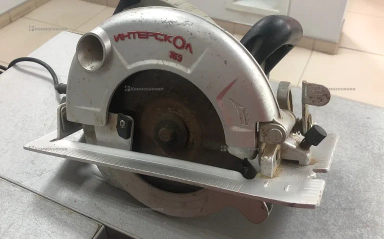 Дисковая пила Интерскол ДП-165/1200
