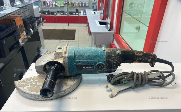 Ушм Makita 9069 большая