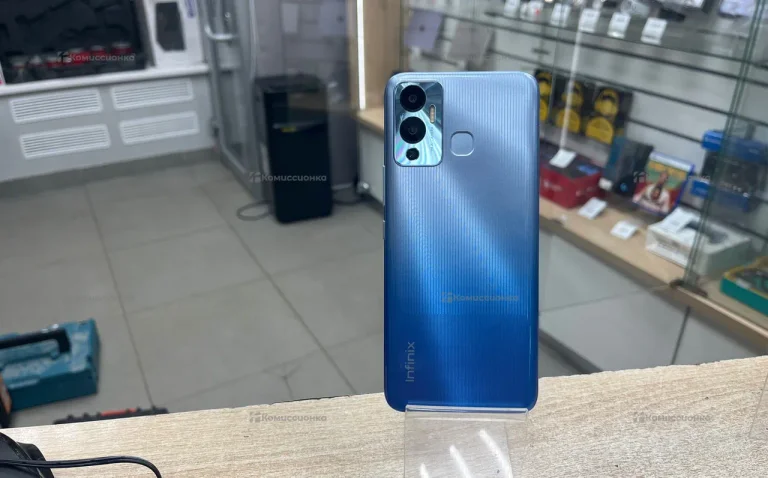 Infinix Hot 12 Play 4/64 ГБ