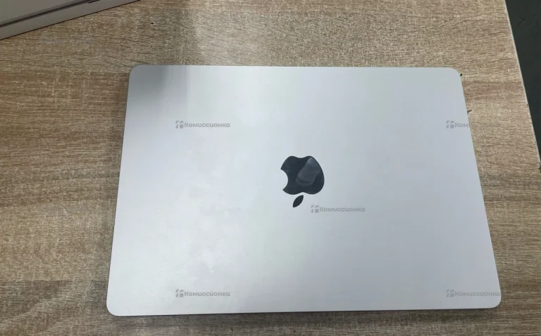 Ноутбук  MacBook Air 2025 M4