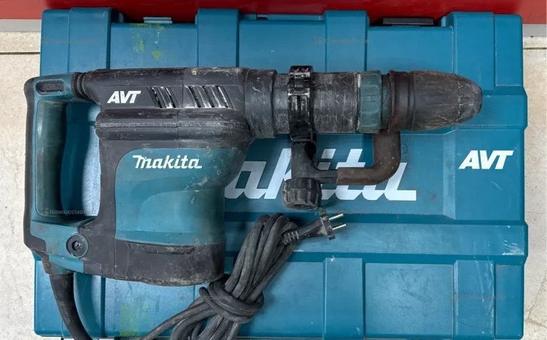 Отбойный молоток makita HM1111C