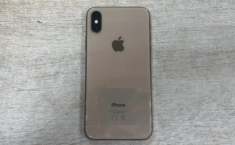 Apple iPhone XS 4/64 ГБ