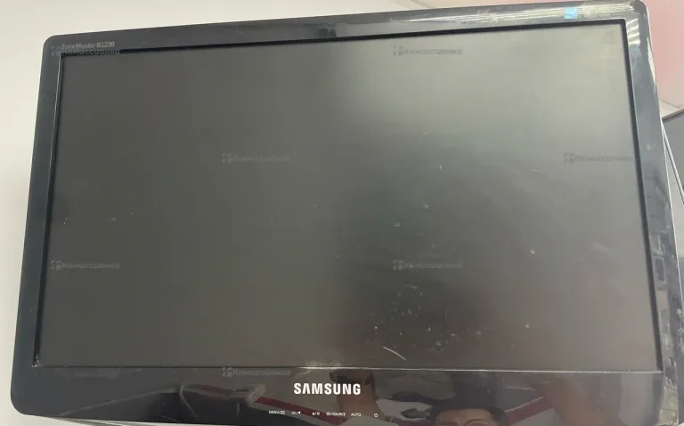 Монитор Samsung SyncMaster B2230H
