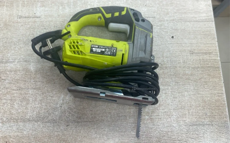 Электролобзик Ryobi rjs750