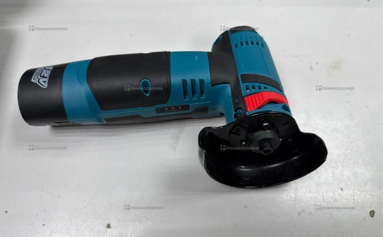 Аккумуляторная мини  пила Makita