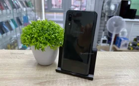 Samsung Galaxy A20 3/32 ГБ