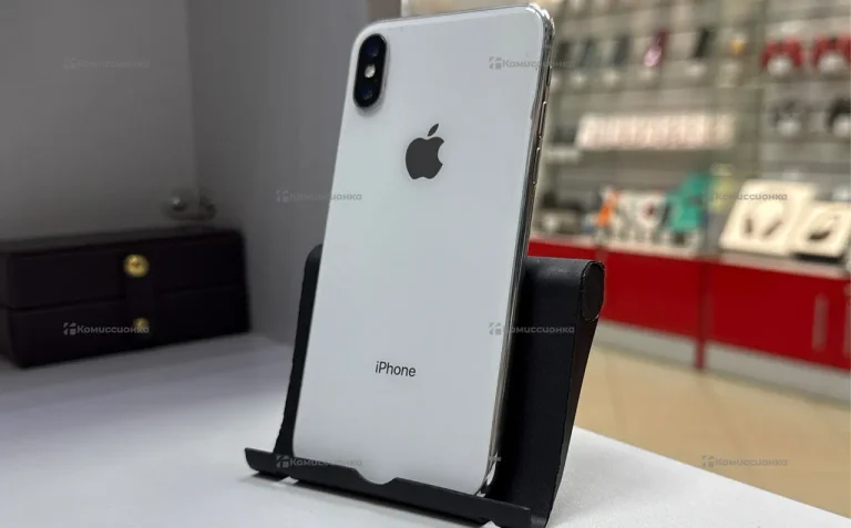 Apple iPhone X 3/64 ГБ