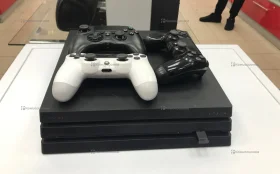 Приставка  PS4 Pro
