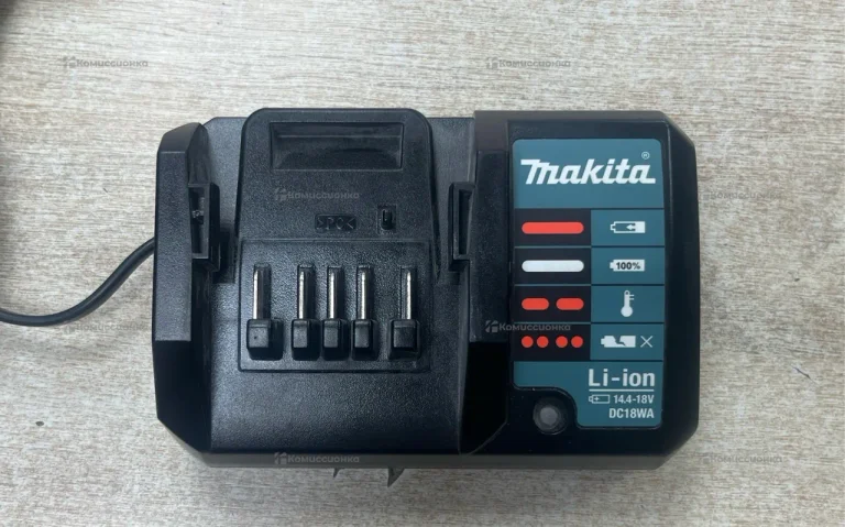 Зарядка Makita