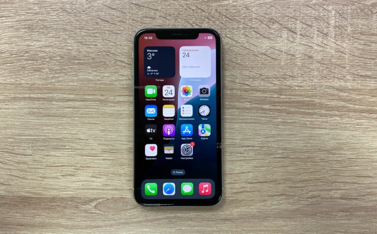 Apple iPhone XR 3/64 ГБ