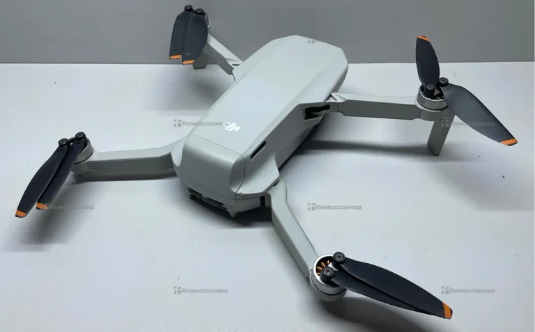 Квадрокоптер DJI Mini 2