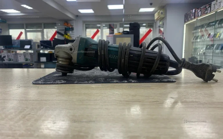 УШМ 125 Макита