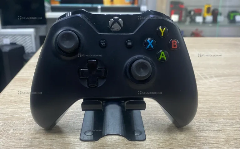 Геймпад XBOX черный