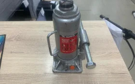 Домкрат matrix