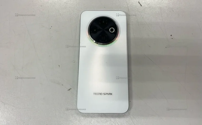 Tecno SPARK 30C 4/128 ГБ