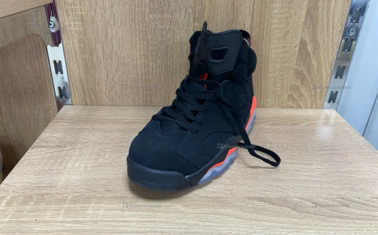 Кроссовки Nike Air Jordan 42